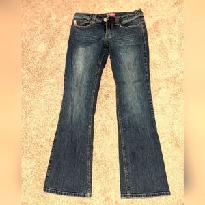 EUC Women's BCBGirls Low Rise Jeans